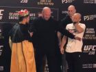 Генри Сехудо явился на «дуэль взглядов» в образе короля Генри Сехудо явился на «дуэль взглядов» в образе короля