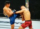 Мартинез коленом нокаутировал китайца Лю на UFC Мартинез коленом нокаутировал китайца Лю на UFC