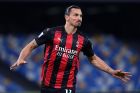 «Милан» выиграл у «Наполи» благодаря дублю Ибрагимовича (голы, обзор) «Милан» выиграл у «Наполи» благодаря дублю Ибрагимовича (голы, обзор)