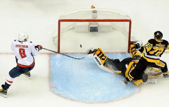Гол Овечкина принёс Вашингтону победу над Питтсбургом в 3-ем матче серии плей-офф НХЛ