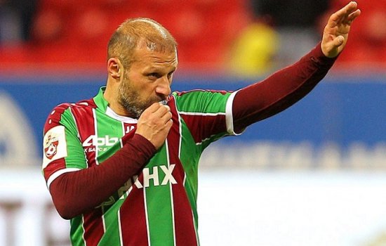 Карадениз сегодня может объявить о завершении футбольной карьеры