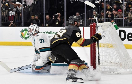 Вегас победил Сан-Хосе и вышел в финал Западной конференции НХЛ-2017/18