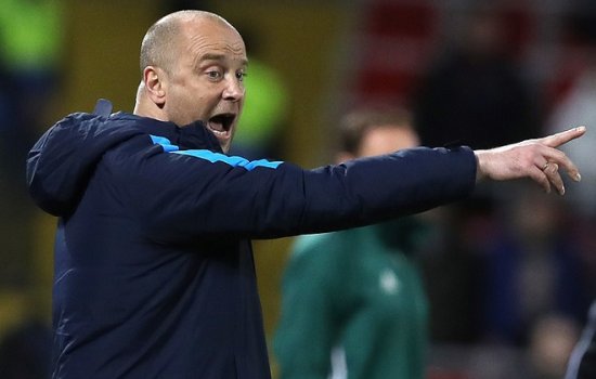 Динамо продлило контракт с Хохловым