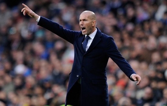 Зидан официально объявил об уходе с поста главного тренера Реала