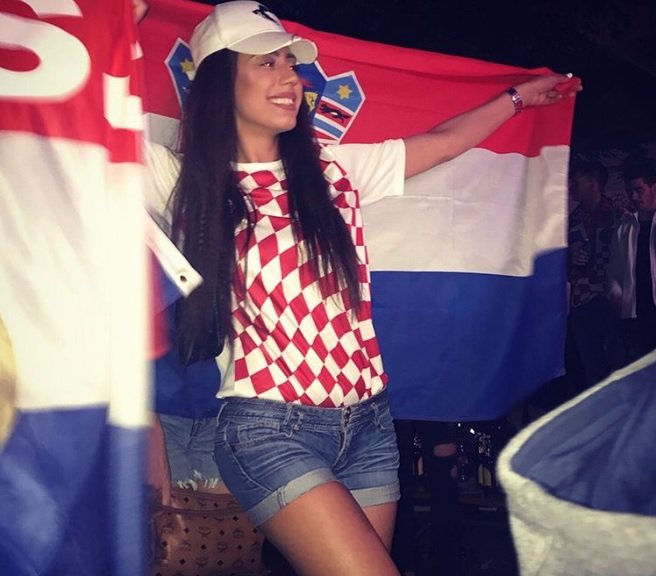 Красивые фанатки сборной Хорватии на ЧМ-2018 в России: фото Красивые фанатки сборной Хорватии на ЧМ-2018 в России: фото