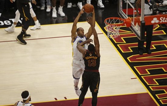 Голден Стэйт в 4-ый раз обыграл Кливленд и стал чемпионом НБА-2017/18