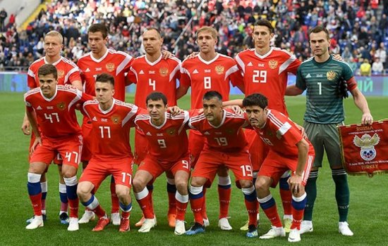 Сборная России против Саудовской Аравии сыграет в красной форме