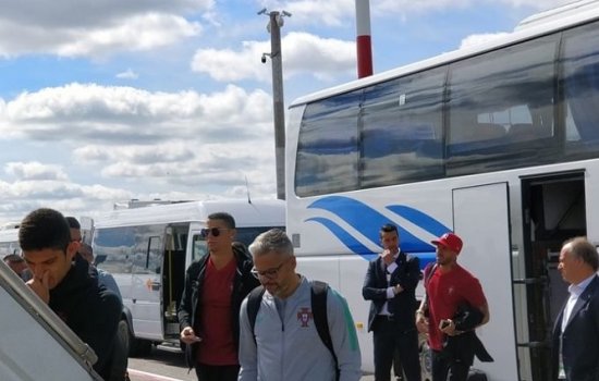 Роналду вместе со сборной Португалии вылетели в Сочи на игру с командой Испании