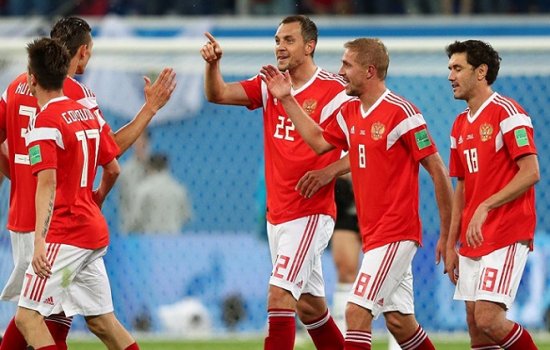 Букмекеры предлагают оценить шансы сборной России на победу в группе на ЧМ-2018