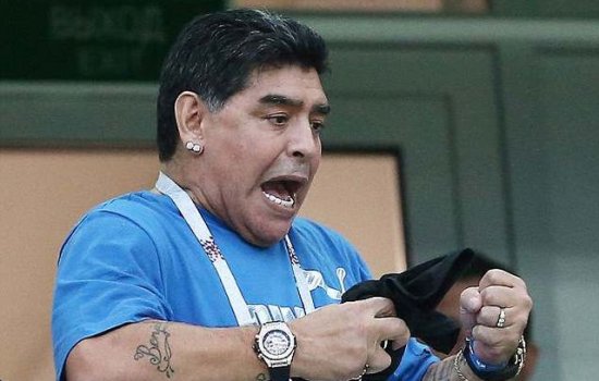 Марадоне стало плохо во время матча Нигерия – Аргентина, но он отказался от госпитализации