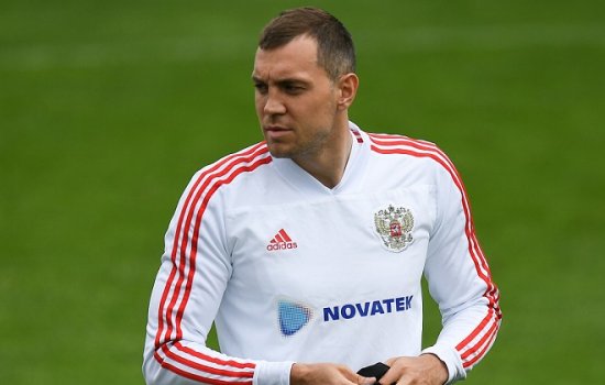 У Дзюбы в преддверии матча 1/8 финала с Испанией украли бутсу