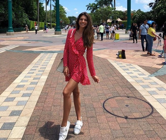 Очередная претендентка на звание самой эффектной фанатки ЧМ-2018: фото Очередная претендентка на звание самой эффектной фанатки ЧМ-2018: фото