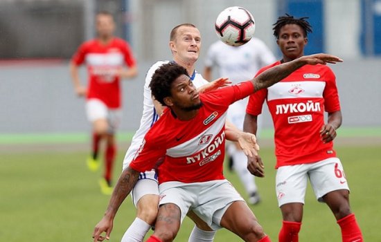 Спартак обыграл Авангард в товарищеском матче, Жиго забил дебютный гол