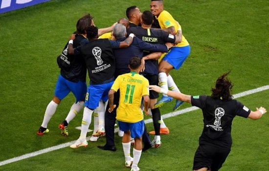 Бразилия победила Мексику и вышла в четвертьфинал чемпионата мира-2018