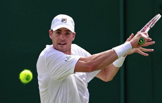 Уимблдон: Изнер впервые вышел в полуфинал