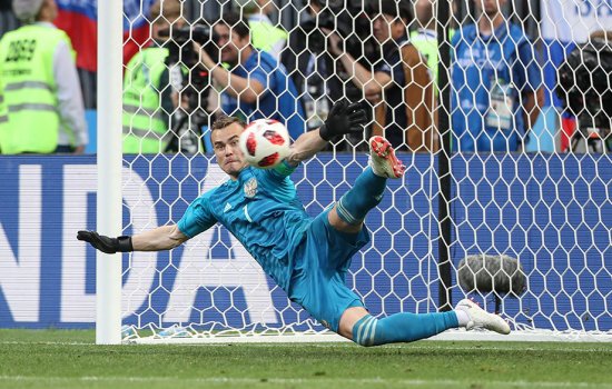 Нога Акинфеева