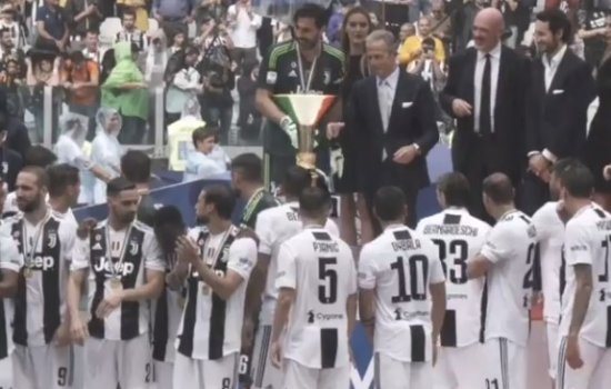 Ювентус не намерен сдаваться и поборется за Головина