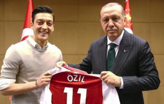 Озила обидели - он уходит из сборной Германии