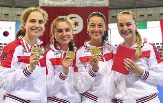 Красавицы чемпионки по фехтованию. ФОТО