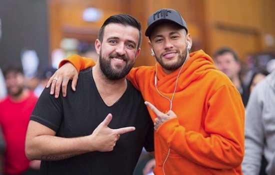 Неймар переключился на покер