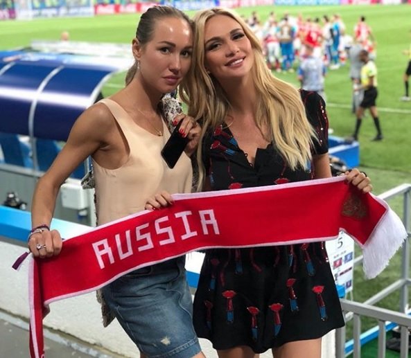 Бывшая жена Смолова Виктория Лопырева Бывшая жена Смолова Виктория Лопырева