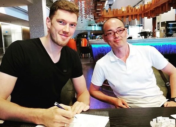 Мусэрский перешёл из Белогорье в японский Сантори Санбердз Мусэрский перешёл из Белогорье в японский Сантори Санбердз