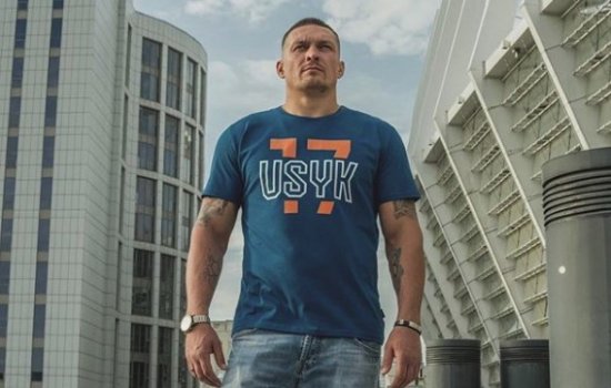 Усик не сказал «Слава Украине» и отказался от звезды Героя