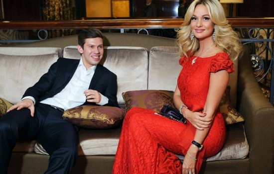 Бывшая жена Смолова Виктория Лопырева