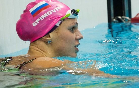 Пловчиха Ефимова отдыхает в откровенном купальнике: фото