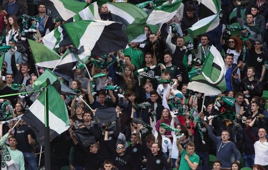 Краснодар наказал агрессивных фанатов за бросание бутылок на поле