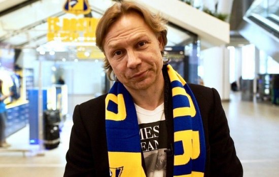 Карпин сделал фото с ковром и фанатом Ростова