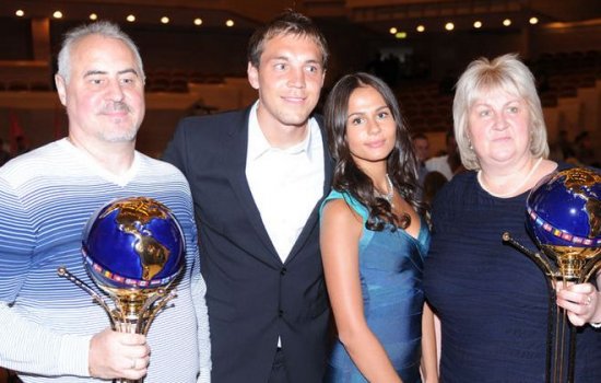 Жена футболиста Артёма Дзюбы Кристина