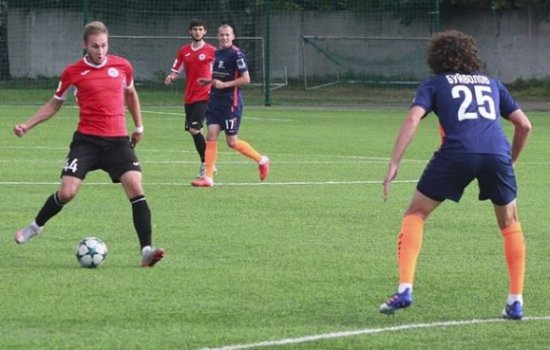 Футболисты Балтики требуют выдать зарплату