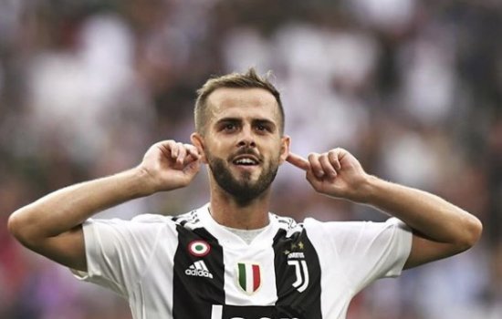 Ювентус огорчил Лацио «без помощи» Роналду: голы, обзор матча (Видео)