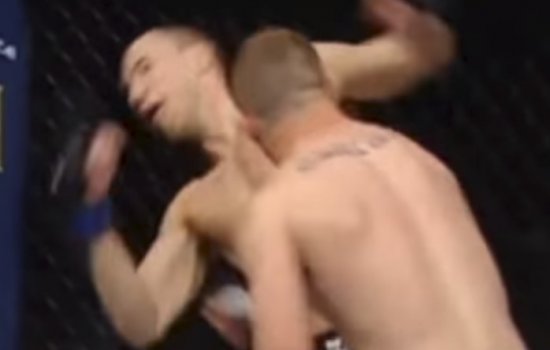 Гэтжи «вырубил» Вика с одного удара: полный бой (Видео)