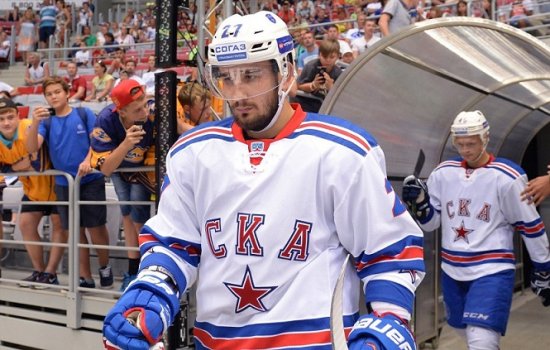 Ак Барс и Авангард являются основными претендентами на Войнова и Емелина