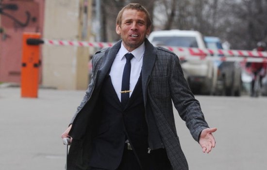 Егоров принёс извинения Тихонову за оскорбления после матча Енисей – Крылья Советов