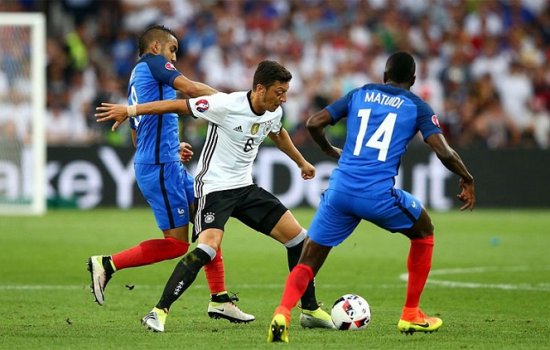 Германия – Франция: Когда играют, по какому каналу и в какое время трансляция