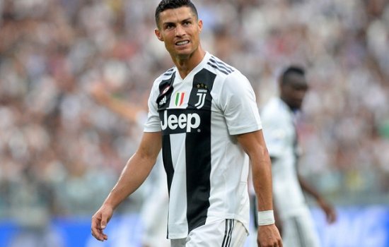 Криштиану Роналду поставили синяк под глазом: фото