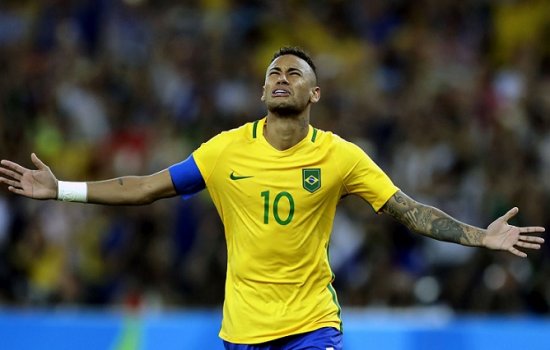 Неймар получил статус постоянного капитана сборной Бразилии