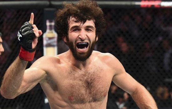 Магомедшарипов провел блестящий болевой на колено в ММА (Видео)