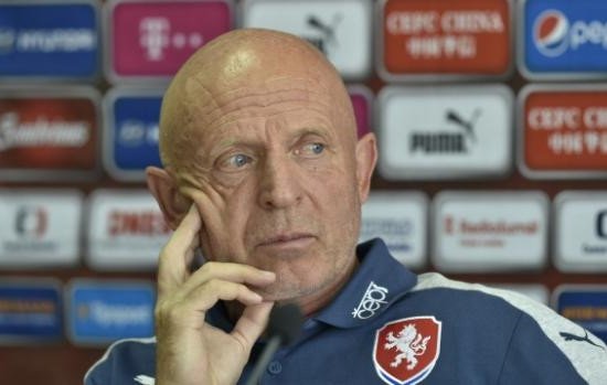 Российские футболисты заставили Яролима покинуть пост главного тренера сборной Чехии