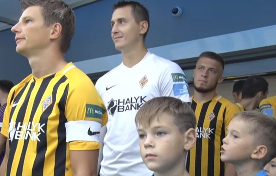 Аршавин сказал ребенку, что его «выгнали» из Зенита (Видео)