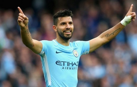 Манчестер Сити перезаключил контракт с Агуэро до лета 2021-го года