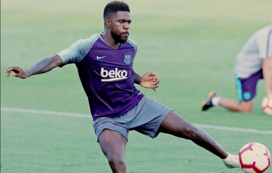 Защитник «Барселоны» Умтити получил серьезную травму колена