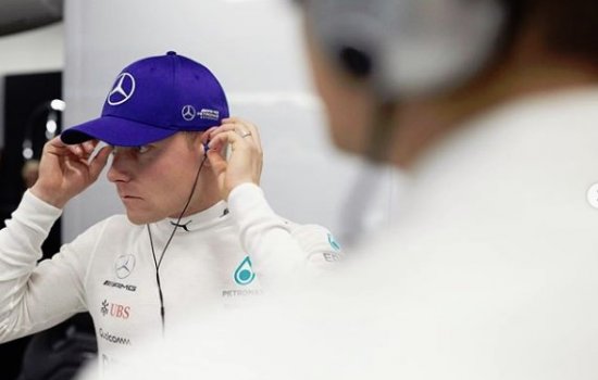 Вальтери Боттас выиграл квалификацию Гран-при России в Формуле-1