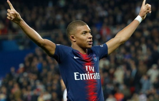 Мбаппе оформил покер в матче с Лионом, забив 4 мяча за 13 минут (Видео)