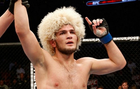 Хабиб Нурмагомедов сегодня прилетит в Россию и встретится с фанатами