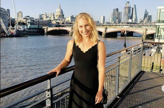 Дарья Гаврилова: откровенные фото в купальнике