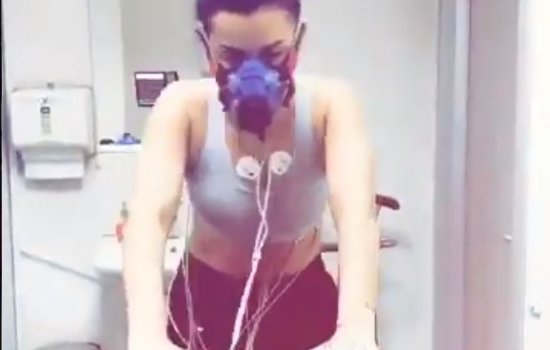 Канделаки похвасталась отменной физической формой (Видео)